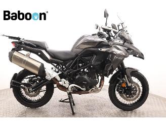skadebil auto Benelli Commodore TRK 502 X 2023/10