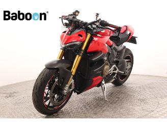 Ducati Streetfighter V4 S picture 4