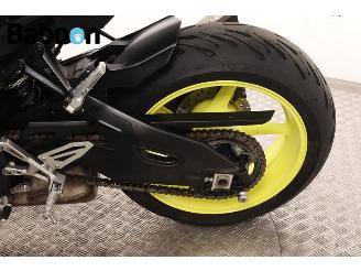 Yamaha MT-10 ABS picture 19
