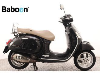 Unfall Kfz Motorrad Vespa  GTS 250 I.E. 2016/5