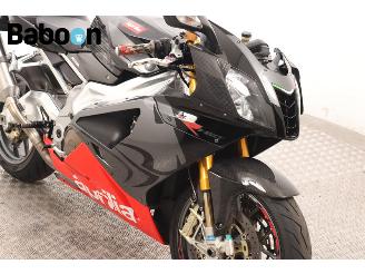 Aprilia RSV 1000 R  picture 17