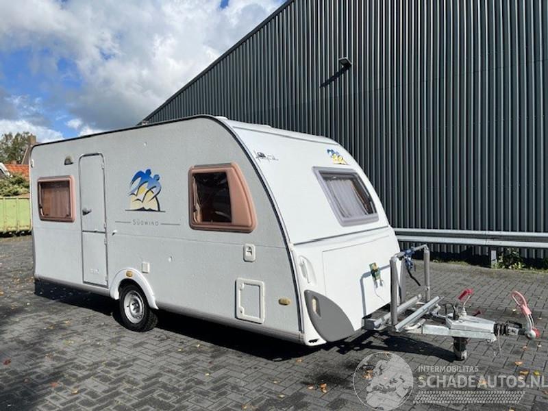 Knaus  Sudwind 450 FU