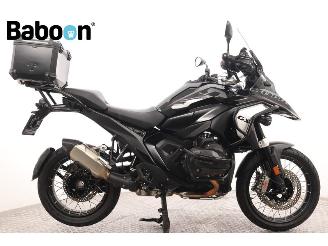skadebil motor BMW R 1300 GS Triple Black 2023/10