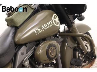 Harley-Davidson  FLHT Electra Glide Classic picture 17