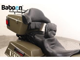 Harley-Davidson  FLHT Electra Glide Classic picture 16