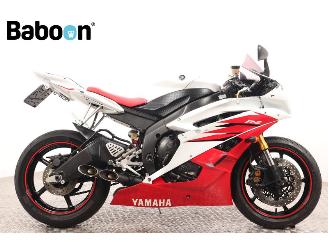 krockskadad bil auto Yamaha 7-serie YZF-R6 2006/4