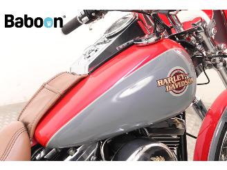 Harley-Davidson  FXDWG Dyna Wide Glide picture 15