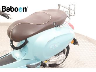 Vespa  Primavera 45KM picture 16