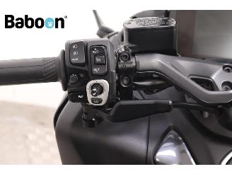 Yamaha  T-Max Tech Max 560 ABS picture 16