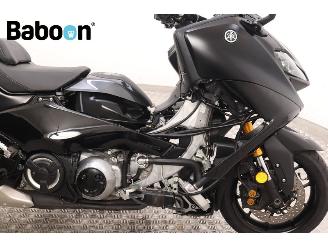 Yamaha  T-Max Tech Max 560 ABS picture 12