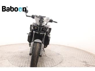 Yamaha MT-10 ABS picture 3