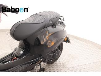 Vespa  Sprint 25KM picture 17