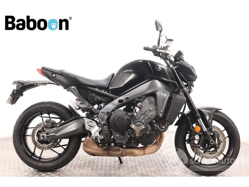 Yamaha MT-09 