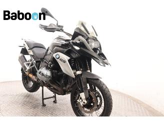 BMW R 1200 GS LC Triple Black picture 2