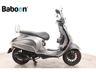 danneggiata scooter Vespa  Sprint 25KM 2018/2