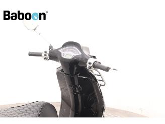 Vespa  Sprint 25KM picture 12