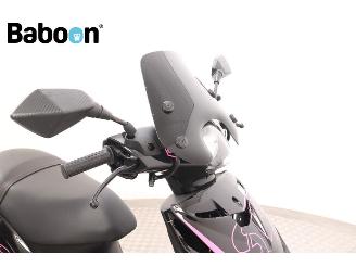 Piaggio  Zip 45KM picture 9