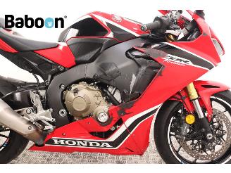 Honda CBR 1000 RR Fireblade picture 14