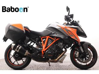 skadebil motor KTM  1290 Super Duke GT 2017/7