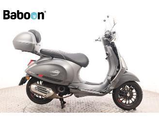 Vaurioauto  scooters Vespa  Sprint 45KM 2019/4