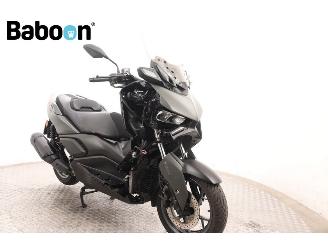 Yamaha  X-MAX 300 picture 2