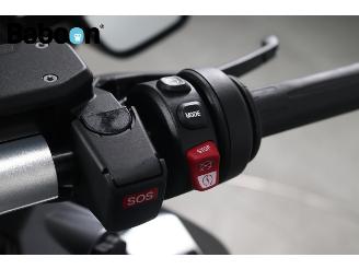 BMW  R 1300 RT Triple Black picture 18