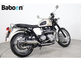 Triumph Bonneville T 100 picture 2