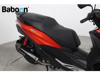 Piaggio MP3 400 HPE Sport picture 11