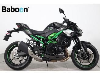 krockskadad bil motor Kawasaki Z 900  2025/11