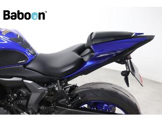 Yamaha  YZF-R7 picture 18