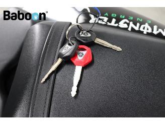 Yamaha  YZF-R1 picture 22