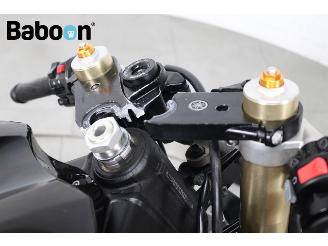 Yamaha  YZF-R1 picture 14