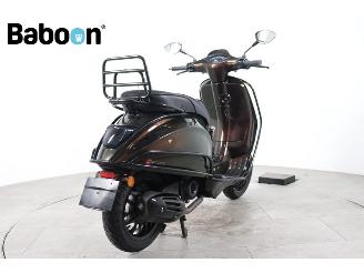 Vespa  Sprint 25KM picture 2