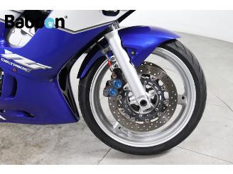 Yamaha  YZF-R6 picture 10