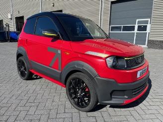 krockskadad bil brommobiel Ligier  Myli Rebel 45KM 2023/9