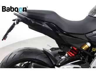 BMW F 900 R A2 Triple Black picture 16