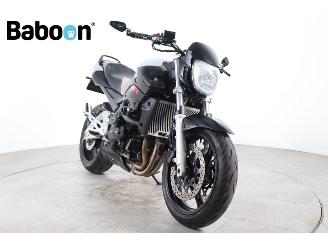 Suzuki  GSR 600 picture 2