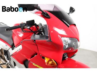Honda VFR 800 FI picture 9