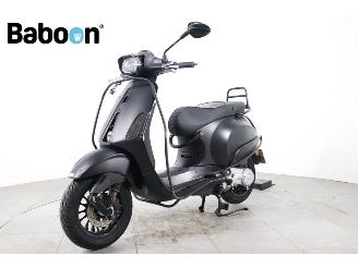 Vespa  Sprint 45KM picture 4