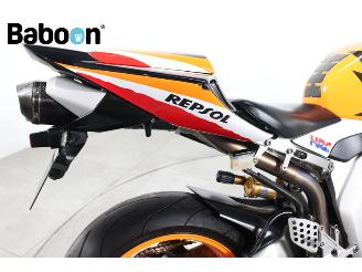 Honda CBR 1000 RR Repsol picture 15