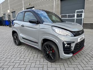 krockskadad bil auto Ligier X5 JS60 Sun Sport Ultimate 45KM Airco 2024/12