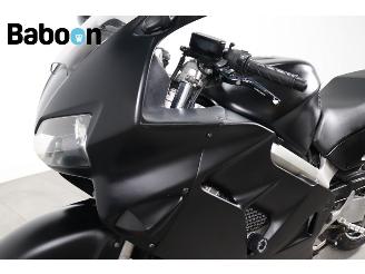 Honda VFR 800 F picture 22