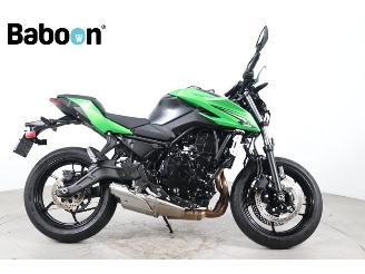 krockskadad bil motor Kawasaki Z 650  2026/2