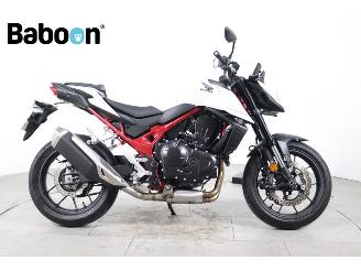 Honda CB 750 Hornet picture 1