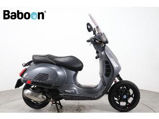 Vaurioauto  motor cycles Vespa GTS 125 i.e. Tour. A 2018/5
