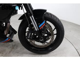 BMW  F 900 XR Triple Black picture 10