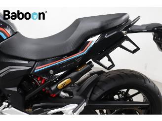 BMW  F 900 XR Triple Black picture 22