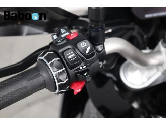 BMW  F 900 XR Triple Black picture 18