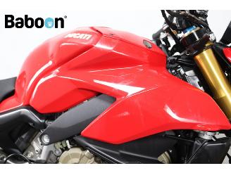 Ducati Streetfighter V4 S picture 13