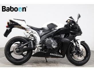 damaged motor cycles Honda CBR 600 RR 2008/3